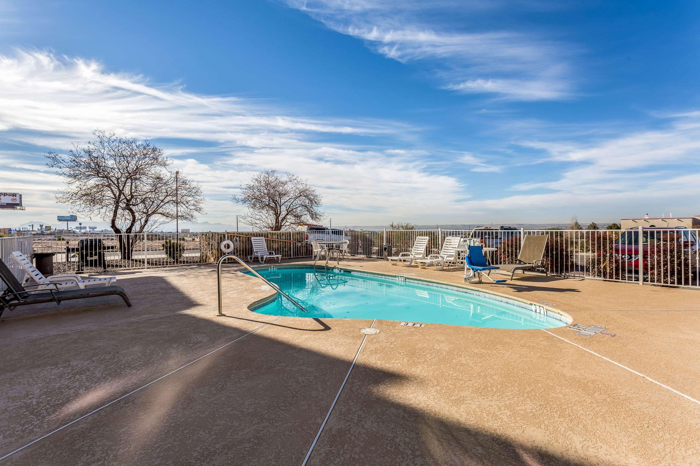 Quality Inn & Suites West El Paso I-10 Dış mekan fotoğraf