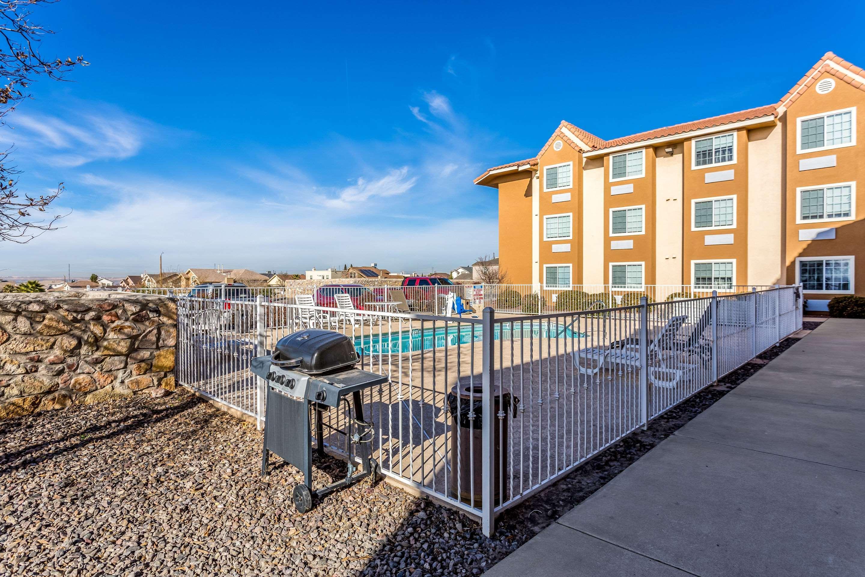 Quality Inn & Suites West El Paso I-10 Dış mekan fotoğraf