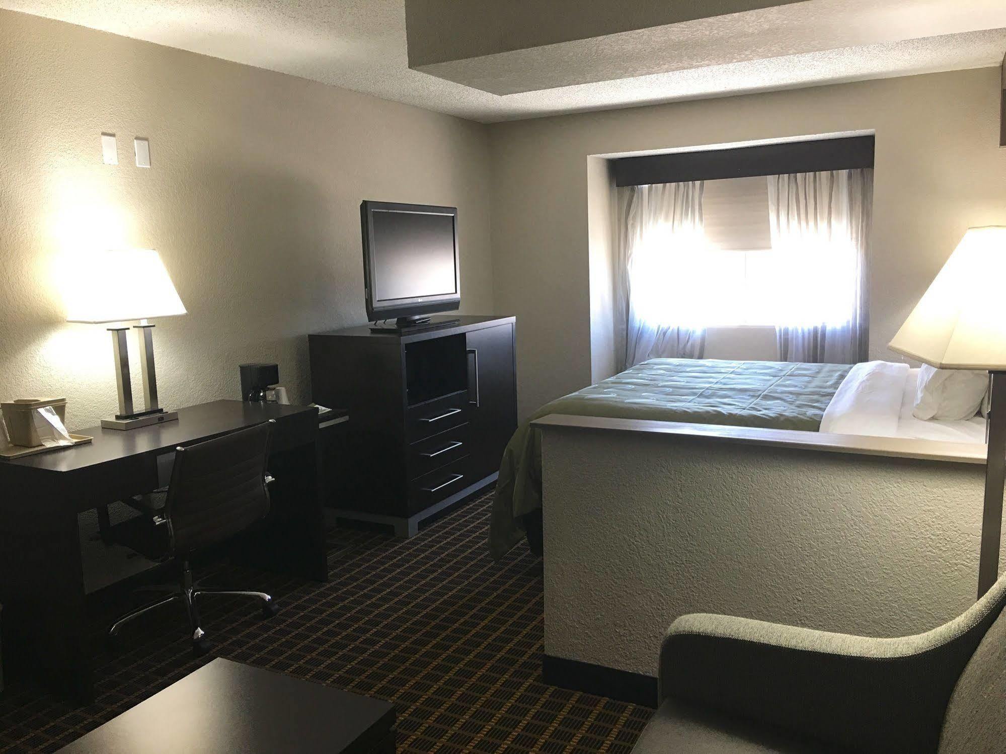 Quality Inn & Suites West El Paso I-10 Dış mekan fotoğraf