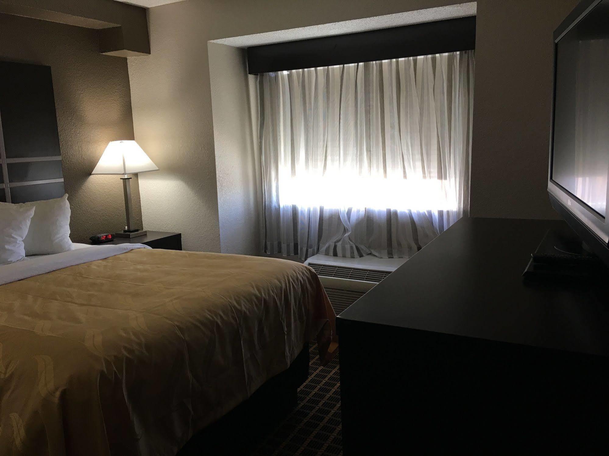 Quality Inn & Suites West El Paso I-10 Dış mekan fotoğraf
